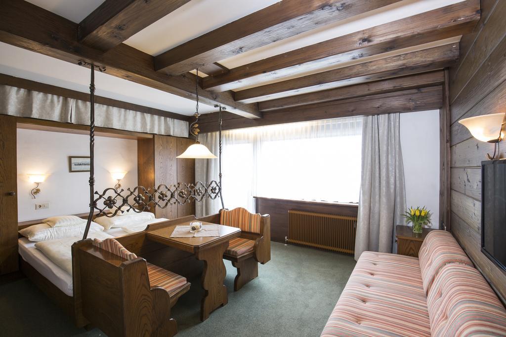 Hotel Altmuensterhof Екстериор снимка