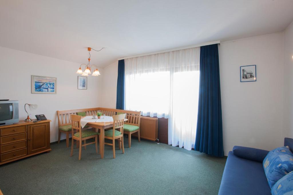 Hotel Altmuensterhof Стая снимка