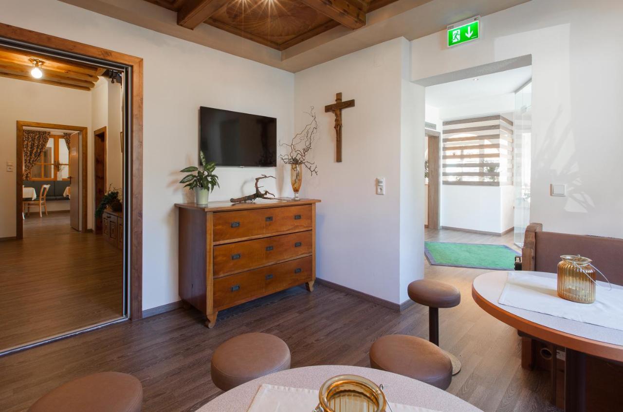 Hotel Altmuensterhof Екстериор снимка
